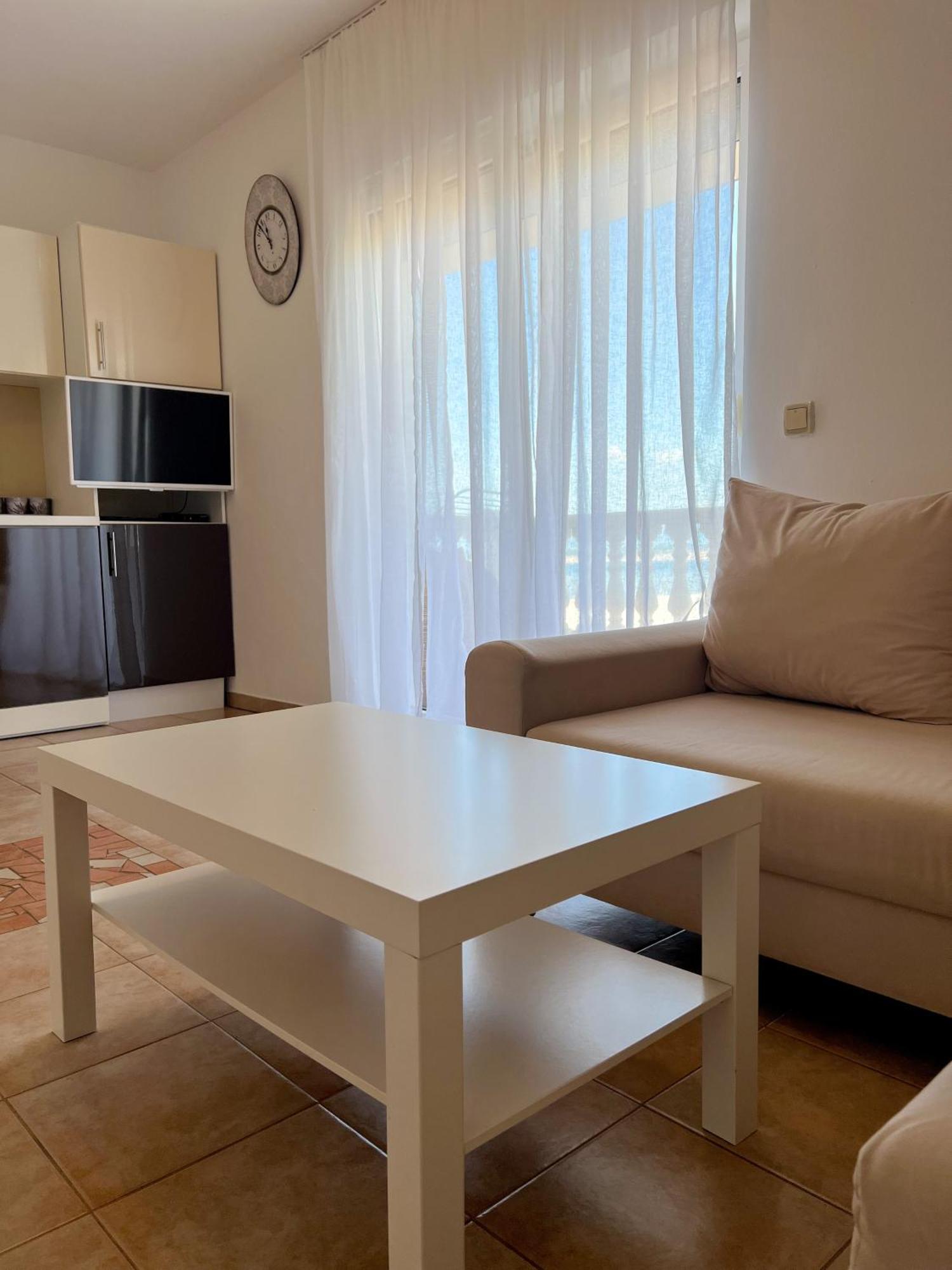Apartments Villa Klaudia - Adults Only ツリクヴェニツァ エクステリア 写真