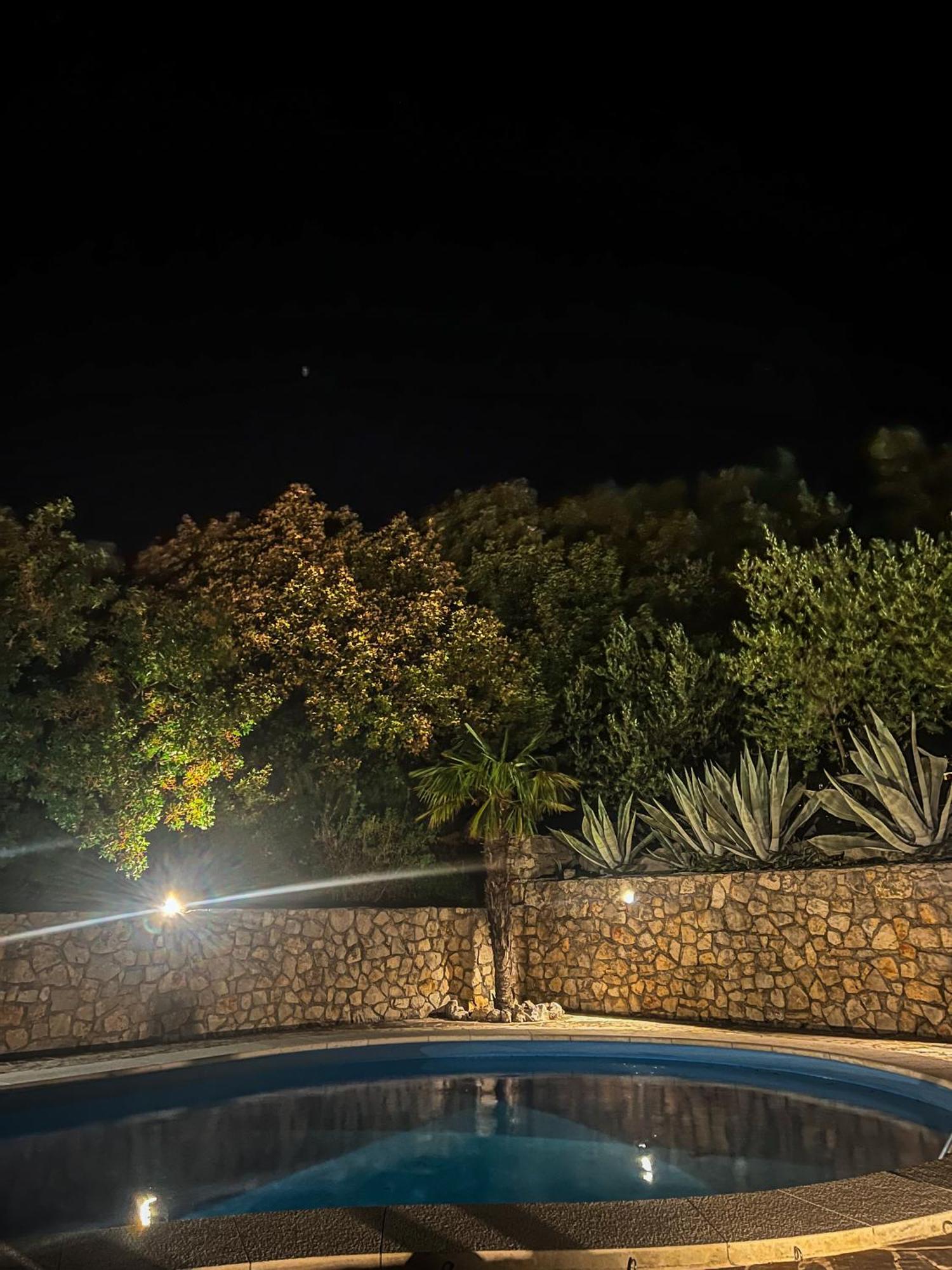 Apartments Villa Klaudia - Adults Only ツリクヴェニツァ エクステリア 写真